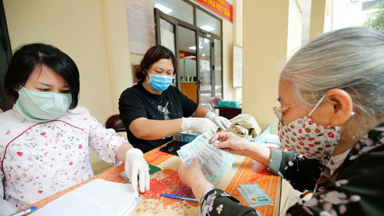 Gói hỗ trợ 62 nghìn tỷ đồng: Phao cứu sinh giúp lao động gặp khó khăn do dịch bệnh Covid-19 (30/4/2020)