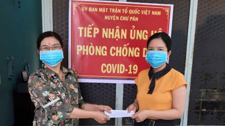 Gia Lai: Tiếp nhận quyên góp hơn 1 tỷ tiền và vật tư y tế cho phòng chống Covid-19 (10/4/2020)