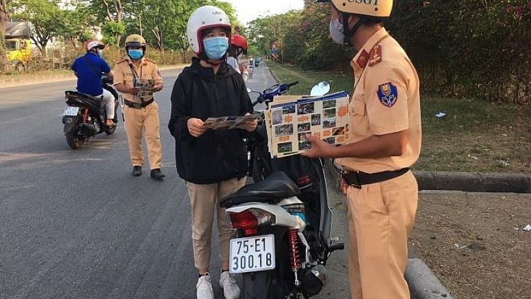 Cảnh sát giao thông toàn quốc xử lý nghiêm các vi phạm giao thông dịp nghỉ lễ (1/5/2020)