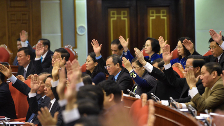 THỜI SỰ 21H30 ĐẾM 14/5/2020: Đảng viên và nhân dân tin tưởng, Ban chấp hành Trung ương Đảng khoá 12 sẽ lựa chọn nhân sự Ban chấp hành Trung ương khoá 13 đủ đức, đủ tài, lãnh đạo đất nước ngày càng phát triển.