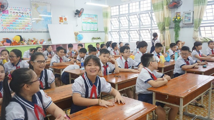 Học sinh tiểu học được học vượt lớp: Làm sao để tránh tiêu cực? (15/5/2020)