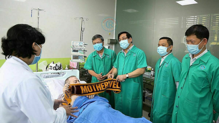 THỜI SỰ 21H30 ĐÊM 6/7/2020: Sau hơn 100 ngày điều trị, bệnh nhân số 91, phi công người Anh, đã khỏi bệnh Covid-19, có thể ra viện và không cần cách ly