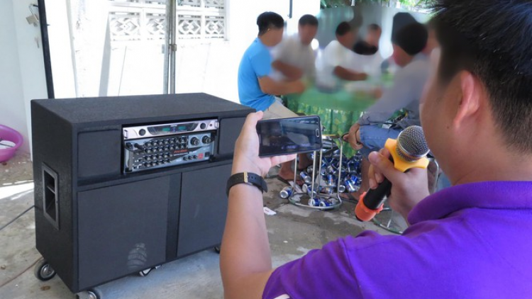 Chấn chỉnh tình trạng karaoke loa kéo - trách nhiệm thuộc về ai? (11/7/2020)