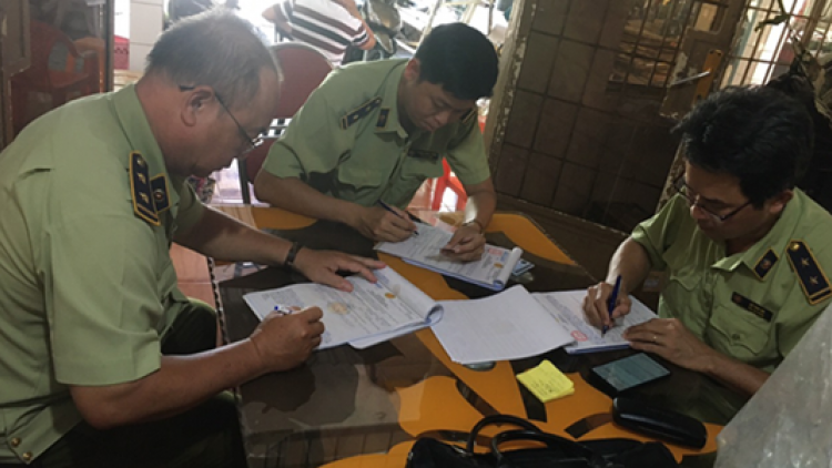 Cần Thơ: bắt giữ gần 1.500 bao thuốc lá điếu nhập lậu (16/7/2020)