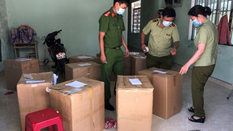 Quản lý thị trường Đà Nẵng: Tạm giữ 24.000 chiếc khẩu trang y tế không rõ nguồn gốc xuất xứ (31/7/2020)