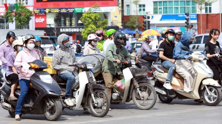 THỜI SỰ 12H TRƯA 05/07/2020: Đợt nắng nóng gay gắt ở Bắc Bộ, Trung Bộ có khả năng kéo dài trong nhiều ngày tới.