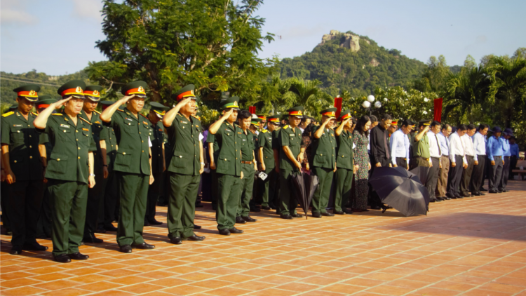 An Giang: Tổ chức lễ truy điệu, cải táng 99 hài cốt liệt sĩ (20/07/2020)