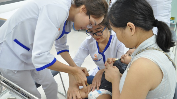 Bệnh bạch hầu và vắc xin tiêm phòng (11/7/2020)