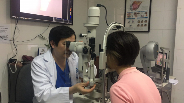 Vì đâu hàng chục triệu người Việt Nam bị tật khúc xạ? (16/07/2020)