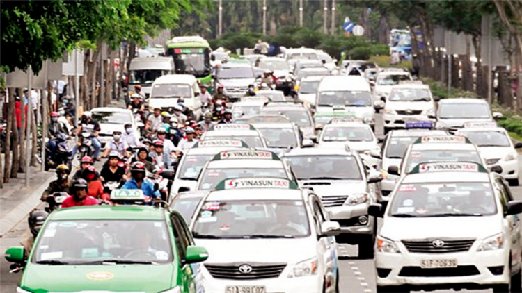 Dự án Luật Giao thông đường bộ sửa đổi: Cần khắc phục những bất cập về công tác quản lý giao thông đường bộ (31/8/2020)