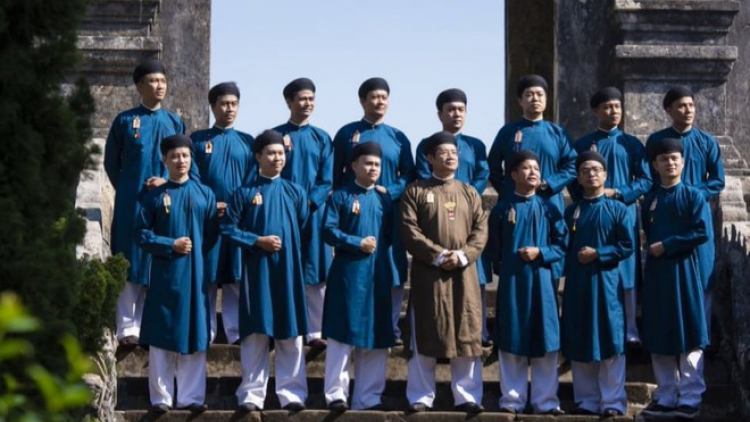 Chiếc áo dài ngũ thân và đi tìm “Quốc phục nam” truyền thống (13/9/2020)