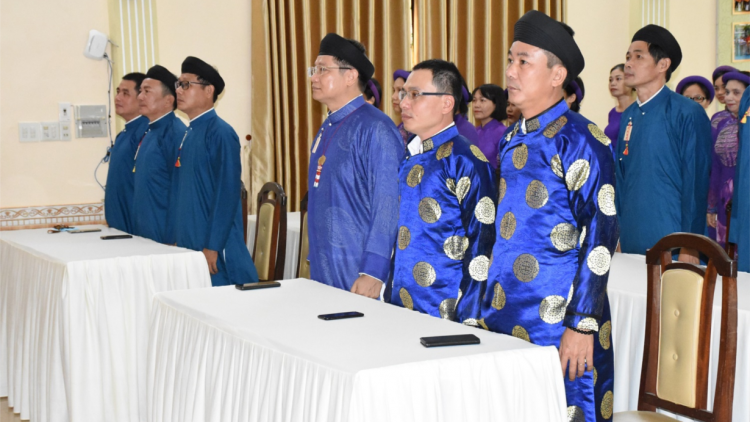 Thừa Thiên Huế: Áo dài ngũ thân, trang phục và bản sắc Huế (9/9/2020)