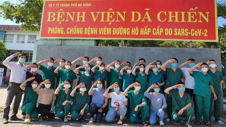 Đợt chia tay cuối cùng những bác sĩ hỗ trợ Đà Nẵng chống dịch Covid-19 (12/9/2020)
