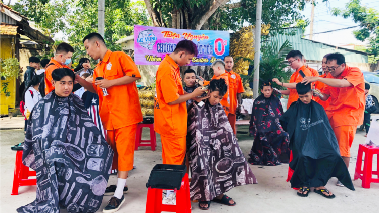 Tiệm tóc di động 0 đồng đến miền khó khăn vùng ĐBSCL (11/9/202)