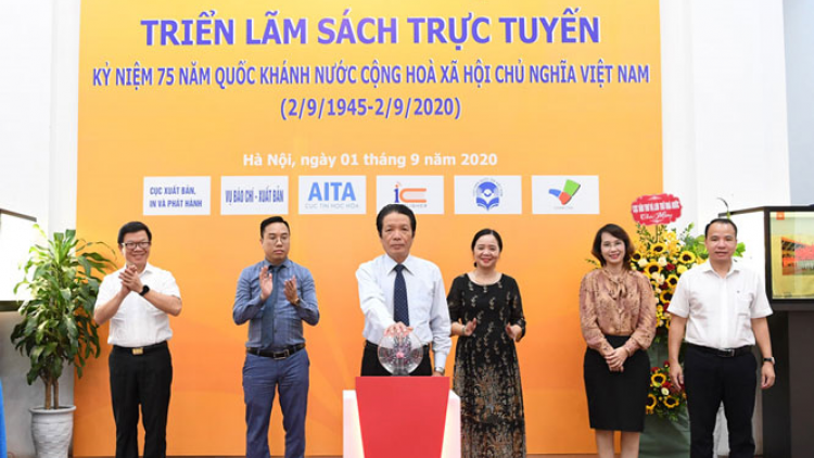 Triển lãm sách "Kỷ niệm 75 năm Quốc khánh nước cộng hòa xã hội chủ nghĩa Việt Nam" (2/9/2020)