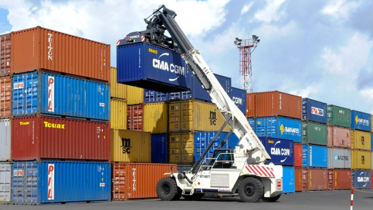 Xử lý vấn đề thiếu container rỗng gây ảnh hưởng mạnh đến xuất nhập khẩu của doanh nghiệp(20/01/2021)