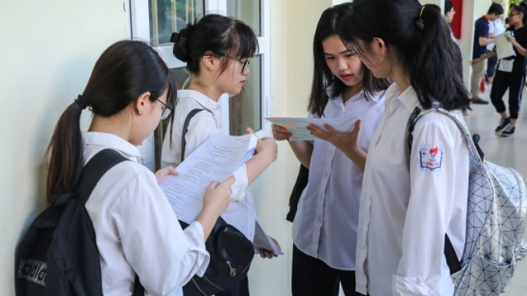 Tuyển sinh 2021: Nhiều ngành khoa học cơ bản vẫn ế ẩm (02/10/2021)