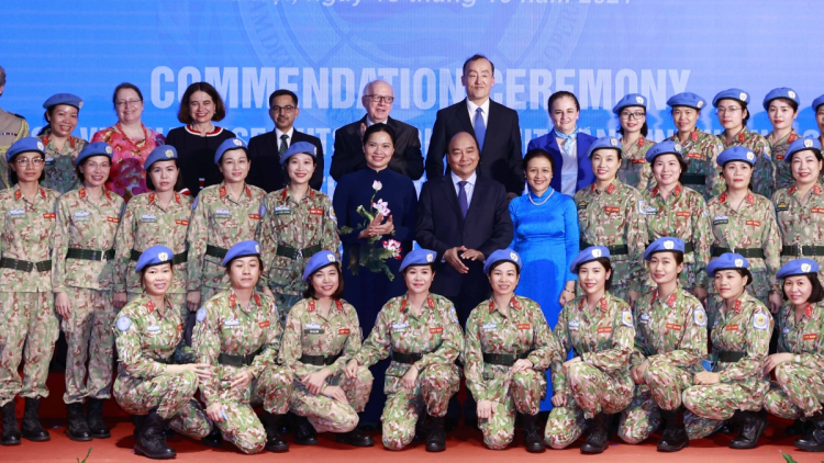 THỜI SỰ 18H CHIỀU 18/10/2021: Chủ tịch nước tuyên dương tập thể, cá nhân trong hoạt động gìn giữ hòa bình Liên Hợp Quốc