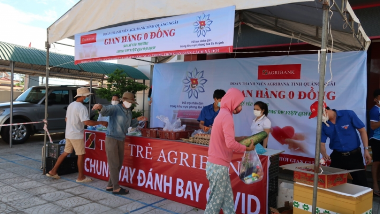 Agribank Quảng Ngãi chung tay vì cộng đồng vượt qua khó khăn (12/10/2021)