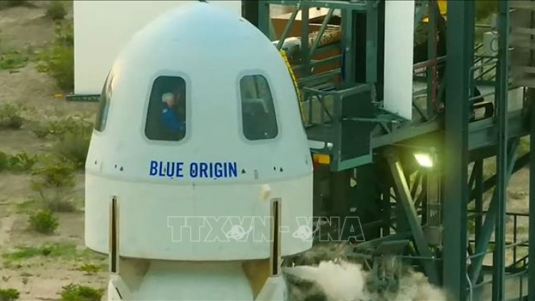Blue Origin sẵn sàng trong chuyến bay đưa tài tử William Shatner lên không gian (13/10/2021)