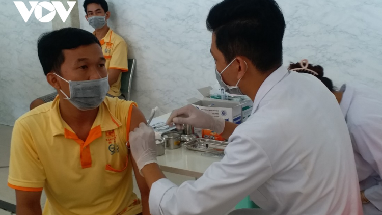 Ban chỉ đạo Quốc gia: Tiêm vaccine phòng Covid-19 nhanh nhất có thể (3/11/2021)