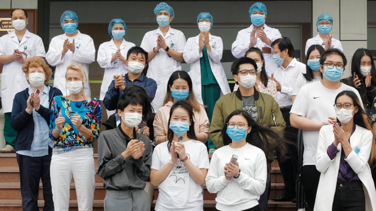 Những câu chuyện không thể quên trong đại dịch (18/11/2021)