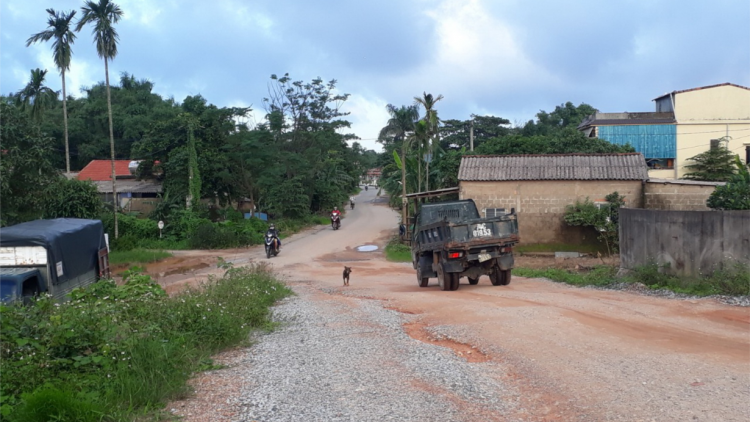 Quảng Trị: Nhiều lần điều chỉnh, 5 năm không làm xong tuyến đường chưa đầy 6 km (11/11/2021)