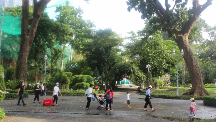 Khu vui chơi giải trí ở TP.HCM “đìu hiu” ngày cuối tuần (07/11/2021)