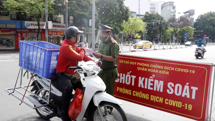 THỜI SỰ 21H30 ĐÊM 25/12/2021: Nhiều quận của Hà Nội siết chặt các biện pháp phòng, chống dịch Covid 19