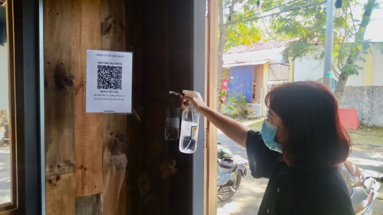 TP.HCM tiếp tục cho phép hàng quán, dịch vụ ăn uống hoạt động sau 22 giờ (03/12/2021)
