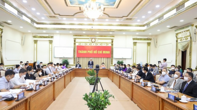 Chuyển đổi số là yếu tố then chốt để phục hồi kinh tế sau đại dịch (14/12/2021)