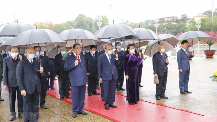 THỜI SỰ 12H TRƯA 9/2/2021: Lãnh đạo Đảng, Nhà nước, MTTQ Việt Nam vào Lăng viếng Chủ tịch Hồ Chí Minh nhân dịp Tết Nguyên đán Tân Sửu 2021