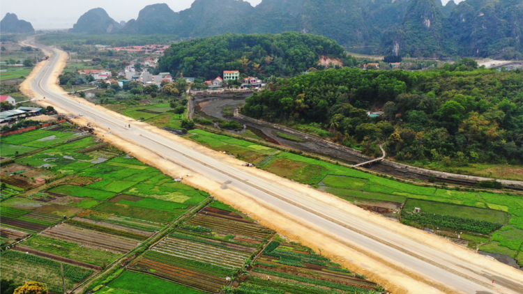 Giá đất ở Quảng Ninh: Kịch bản tăng giá gây nhiễu loạn thị trường (26/03/2021)