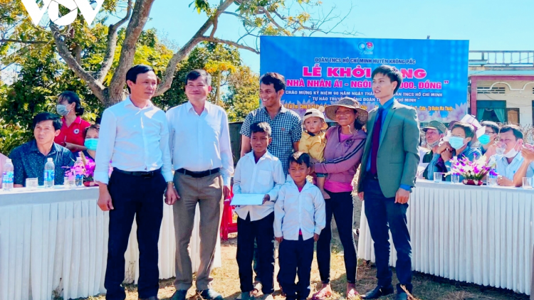 Học sinh Đắk Lắk góp sức xây Nhà nhân ái từ nguồn quỹ 1.000 đồng (15/3/2021)