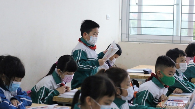 THỜI SỰ 18H CHIỀU 04/03/2021: Bộ GD-ĐT lí giải việc chọn thí điểm tiếng Hàn Quốc và tiếng Đức là ngoại ngữ thứ nhất trong trường PT