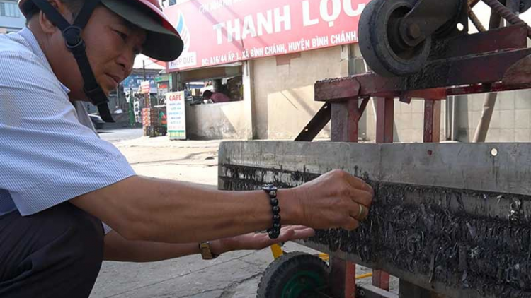 Người âm thầm “đối đầu” với đinh tặc suốt 16 năm qua (28/4/2021)