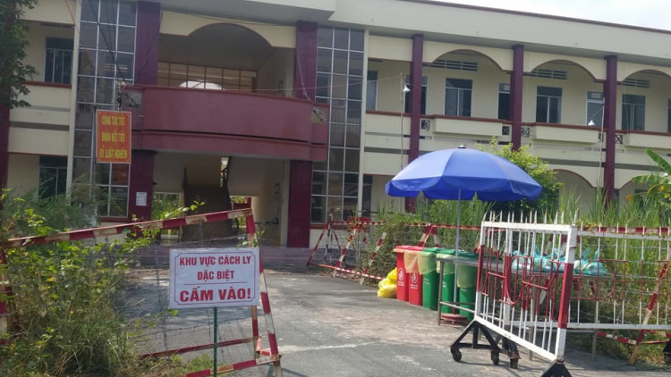Người lính quân y tại Bệnh viện Dã chiến Tiền Giang (08/04/2021)