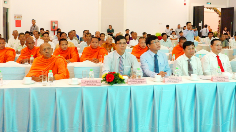 Cần Thơ: Chăm lo cho đồng bào Khmer đón Tết Chôl Chnăm Thmây, vui tươi, an toàn và tiết kiệm (08/04/2021)