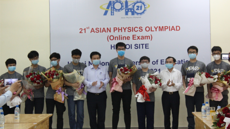 Thành tích cao thi Olympic: Minh chứng tính đúng đắn chính sách phát triển trường chuyên (24/5/2021)