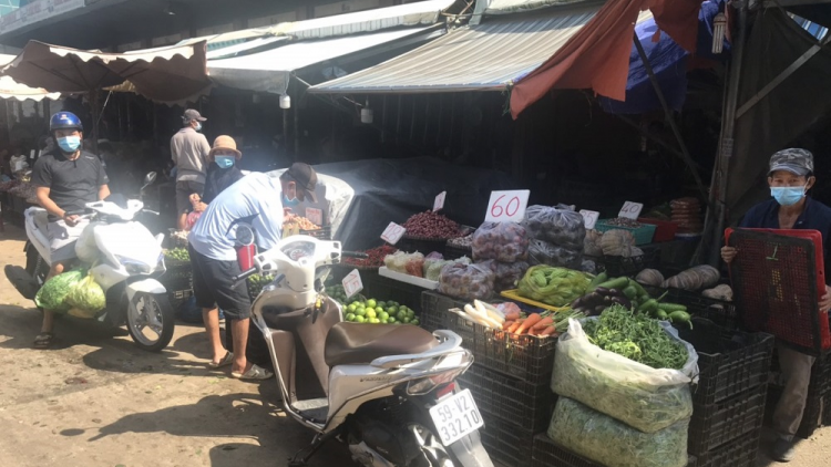 Khó thực hiện tốt quy định phòng dịch bệnh trong chợ truyền thống,
chợ đầu mối ở TP. HCM (28/05/2021)