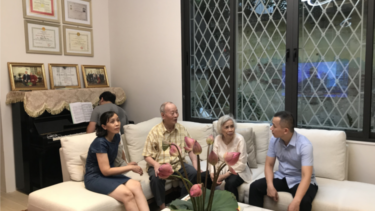 Lấp lánh tình yêu Tổ quốc từ gia đình (28/6/2021)