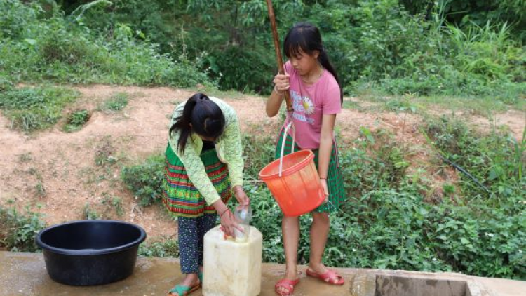 Cõng nước lên “đỉnh trời” (24/6/2021)
