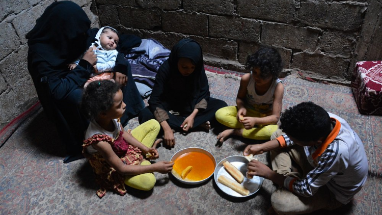 Dự án thiện nguyện cung cấp điện cho các gia đình nghèo tại Yemen (7/6/2021)