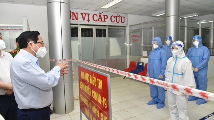 THỜI SỰ 12H TRƯA 16/7/2021: Thủ tướng Chính phủ yêu cầu hỗ trợ tối đa cho TP.HCM và một số tỉnh, thành phố phía Nam để bảo đảm ổn định đời sống cho người dân