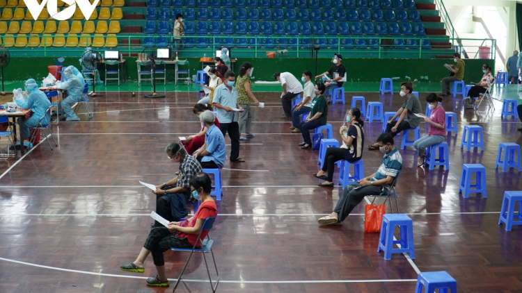 THỜI SỰ 21H30 ĐÊM 29/7/2021: Bộ Y tế đồng ý để TP.HCM thí điểm rút gọn quy trình tiêm chủng vaccine ngừa COVID-19
