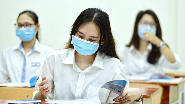 Các đại biểu QH bày tỏ ý kiến về tổ chức thi tốt nghiệp THPT đợt 2 (25/7/2021)