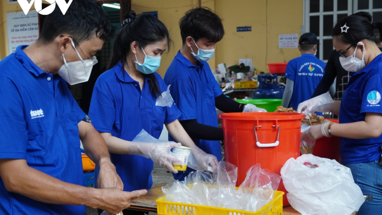 Sức trẻ trong tâm dịch TP.HCM (16/7/2021)