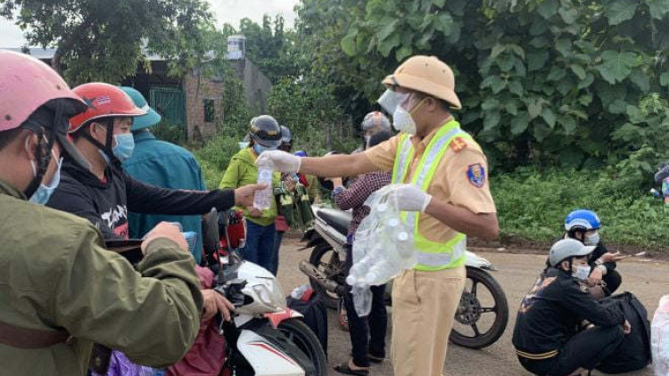 Nghĩa đồng bào trong phòng chống dịch covid 19 (31/07/2021)