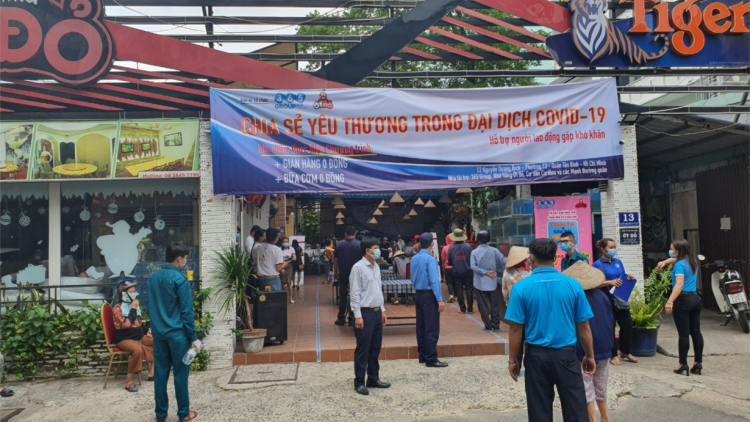 TPHCM: “Siêu thị 0 đồng” và “Bữa cơm 0 đồng” giúp người nghèo của kiều bào (05/07/2021)