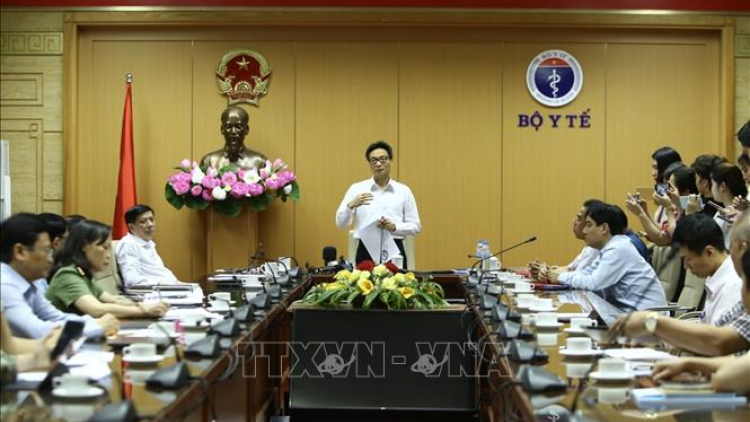 Họp Ban chỉ đạo quốc gia: Giám đốc Bệnh viện Chợ Rẫy được quyền xuất thiết bị trong kho thiết bị dã chiến của Bộ Y tế phục vụ điều trị bệnh nhân Covid (18/07/2021)